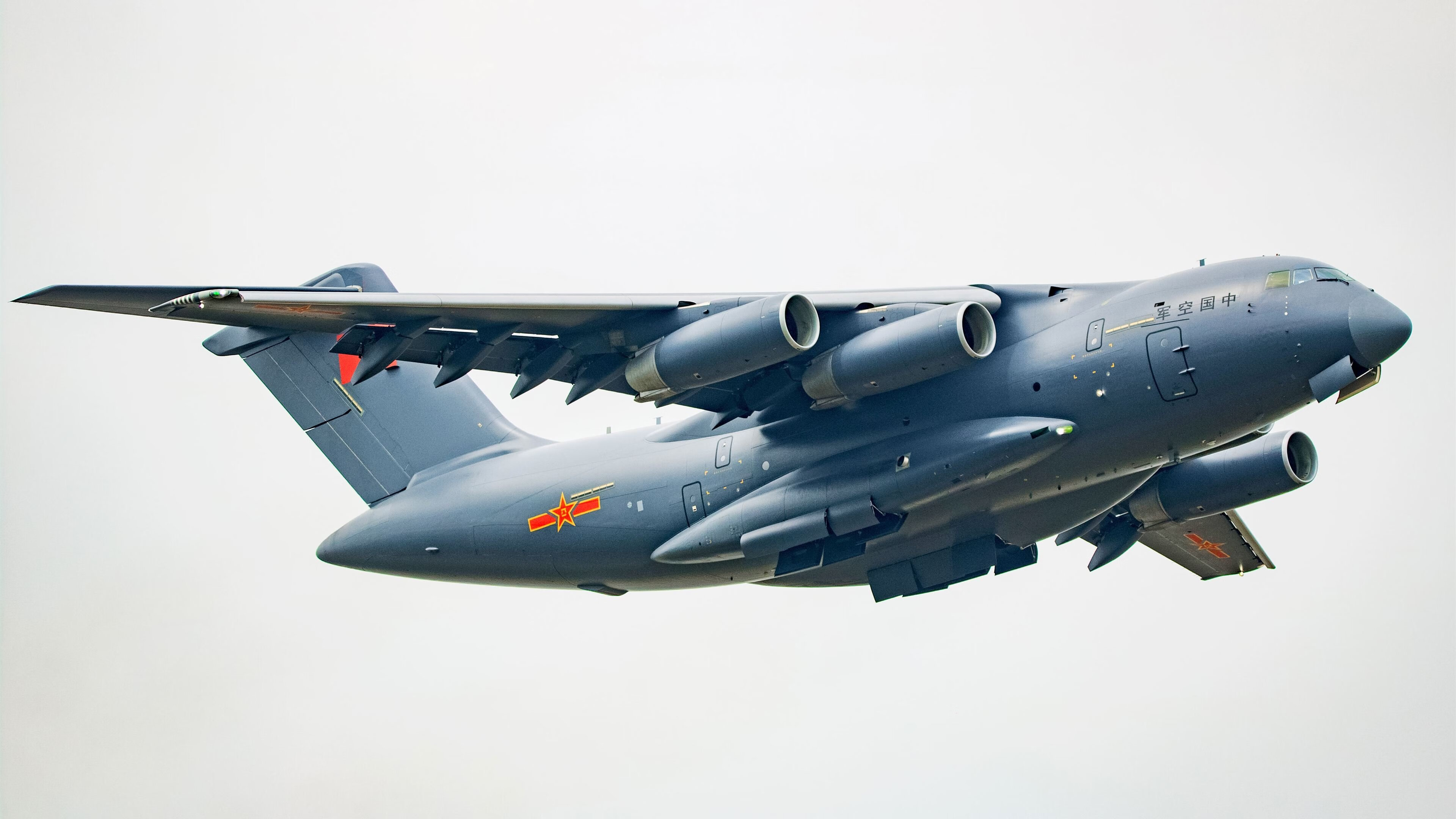 高校篮球联赛宣传片上线聚焦拼搏过程与团队精神展现，高校篮球比赛